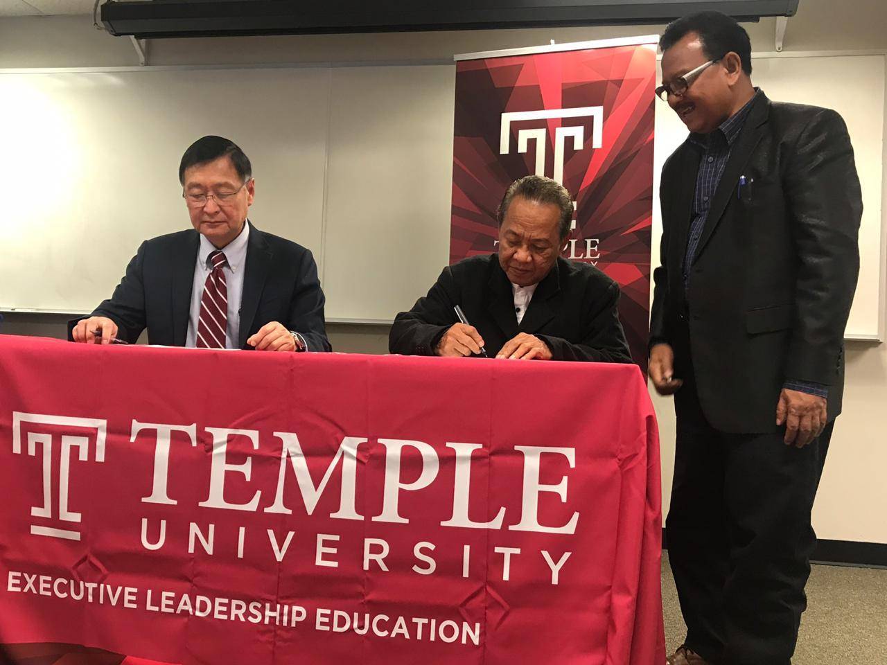 Penandatanganan MoU STIE Nobel Indonesia dan Temple University Philadelphia, Pennsylvania, Amerika Serikat.[Foto:/Ist]