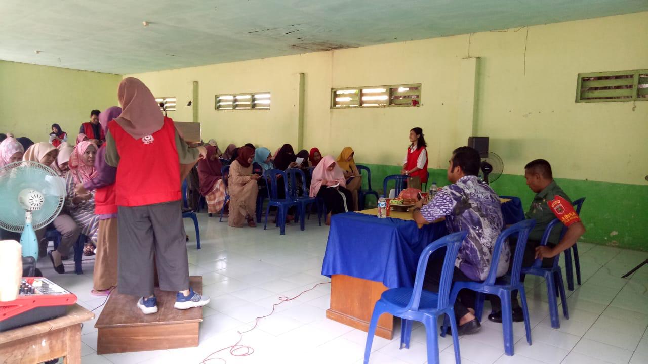 Pelatihan Kader Dusun sebagai bagian dari program kerja KKN di Desa Pa'lalakkang, Kabupaten Takalar. (FOTO: IST)