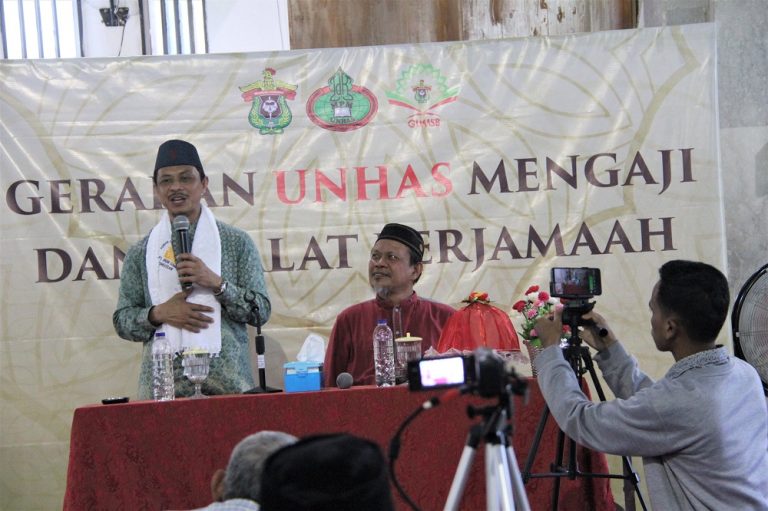 Hadir di Gerakan Unhas Mengaji dan Sholat Berjamaah, Begini Isi Ceramah Imam Masjid New York