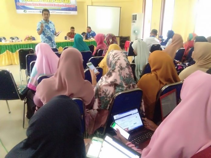 Pelatihan guru Sagusaka (Satu Guru Satu Koreksi LJK Berbasis Android) yang diadakan oleh IGI Aceh Tamiang diikuti 106 guru jenjang SD/MI, SMP/MTs, SMA/MA/SMK se-Kabupaten Aceh Tamiang.[Foto:/Ist]