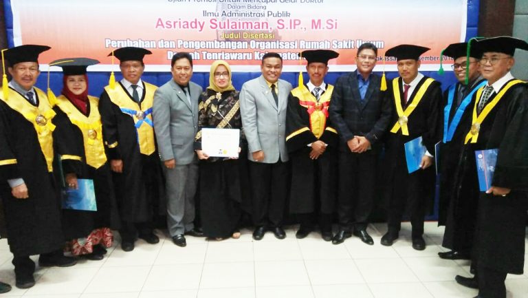 Perubahan dan Pengembangan Organisasi RSUD Antar Asisten III Setda Bone Raih Doktor di UNM