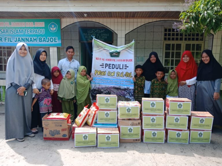 SD IT Al Amir Gelar Aksi Peduli Bencana Sulsel