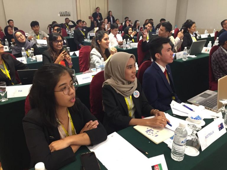 Mahasiswa FKM Unhas Ikut Simulasi Konfrensi United Nation di Malaysia