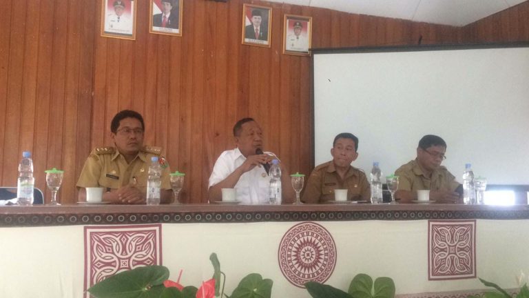Bupati Toraja Utara Berharap Masyarakat Merelakan Tanahnya Untuk Pembangunan Jalan