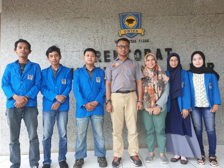 Unifa Lepas Peserta Program Magang Mahasiswa Bersertifikat di BUMN