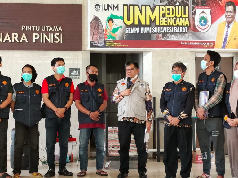 UNM Dorong Tim Trauma Healing Dirikan Bilik Asmara di Pengungsian Sulbar, Rektor : Ini  Penting