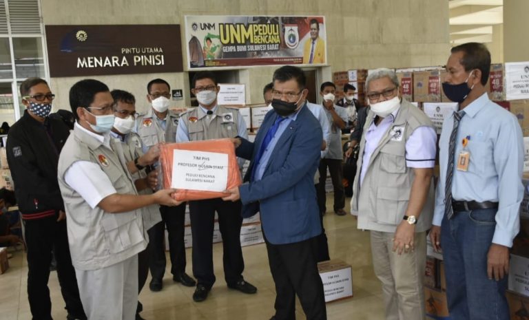UNM Peduli Bencana Sulbar, Rektor UNM Salurkan Bantuan Logistik