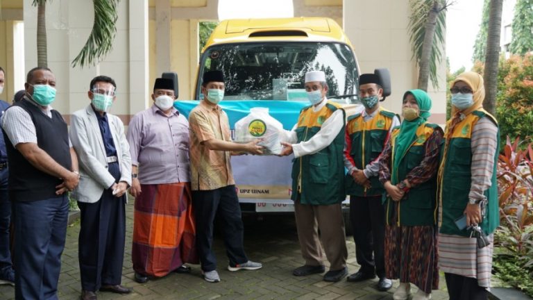 UPZ Baznas UIN Alauddin Salurkan Bantuan untuk Korban Gempa Sulbar