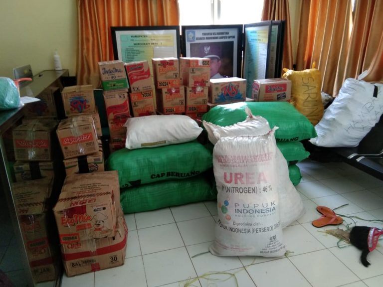 Aksi Peduli Gempa Sulbar, Desa Marioritengnga Soppeng Berbagi
