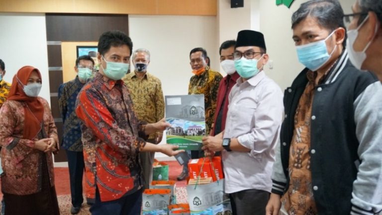 5.457 Kartu Perdana Internet untuk Mahasiswa UIN Alauddin