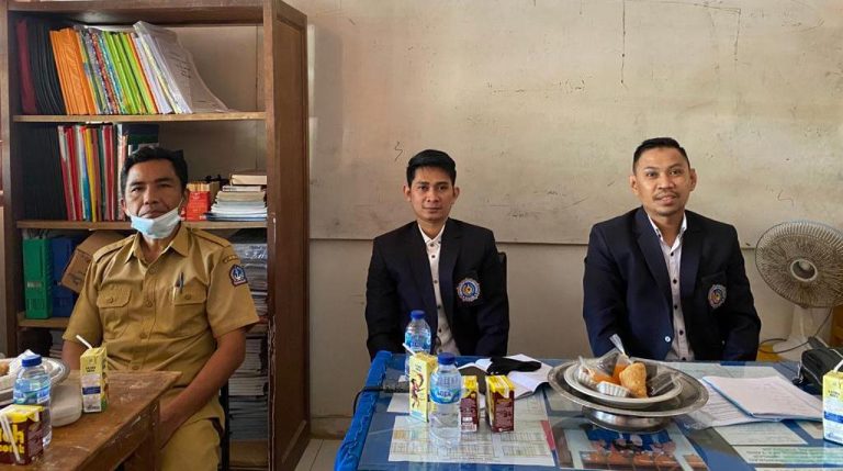 Ratusan Mahasiswa Unim Bone Jadi Asisten Guru, Ini Pesan Warek l