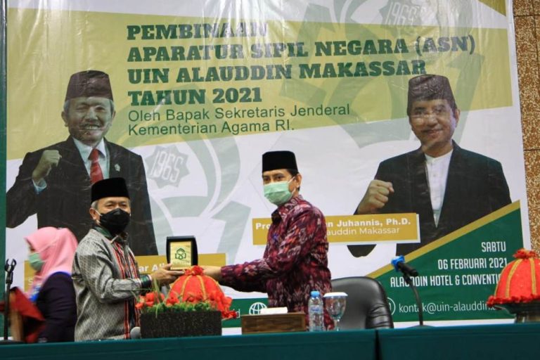 Sekjen Kemenag RI Sampaikan Materi Pembinaan ASN di UIN Alauddin Makassar