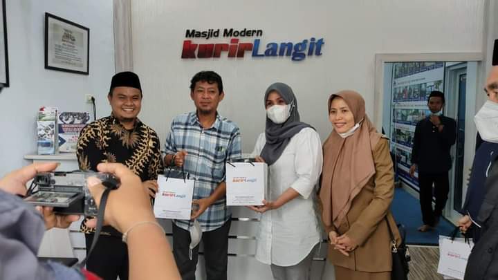 Ketua DPRD Sulsel Kunjungi Masjid Percontohan Nasional di Barru