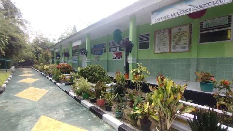 Kepsek SD Pallawa Rukka Tekankan Kebersihan Sekolah Saat Pandemi