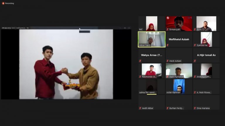 Serah Terima Jabarah BEM Politeknik Bosowa 2021/2022 Secara Online