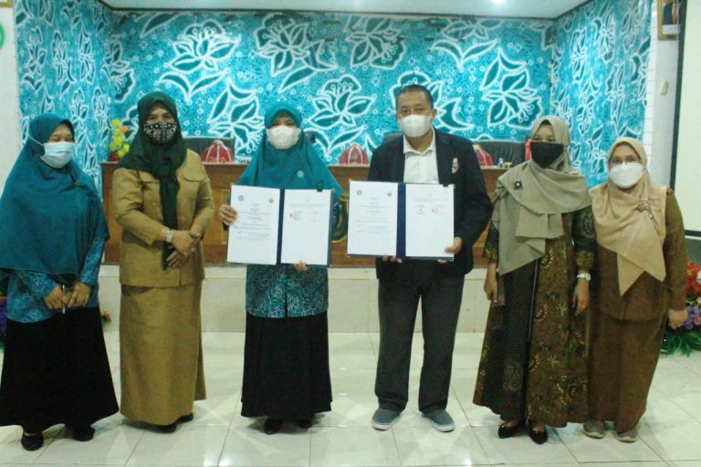 Fakultas Psikologi Unibos Teken Kerja Sama dengan TP PKK Takalar