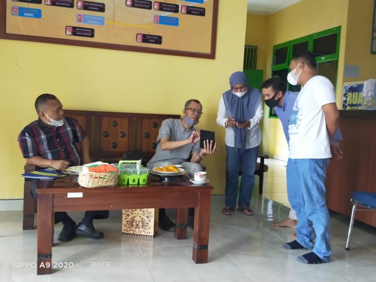 Digitalisasi Desa, Transaksi dalam Genggaman
