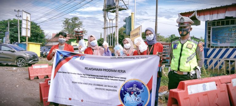 KKN Tematik Unhas Mengedukasi Taat Masker di Soppeng