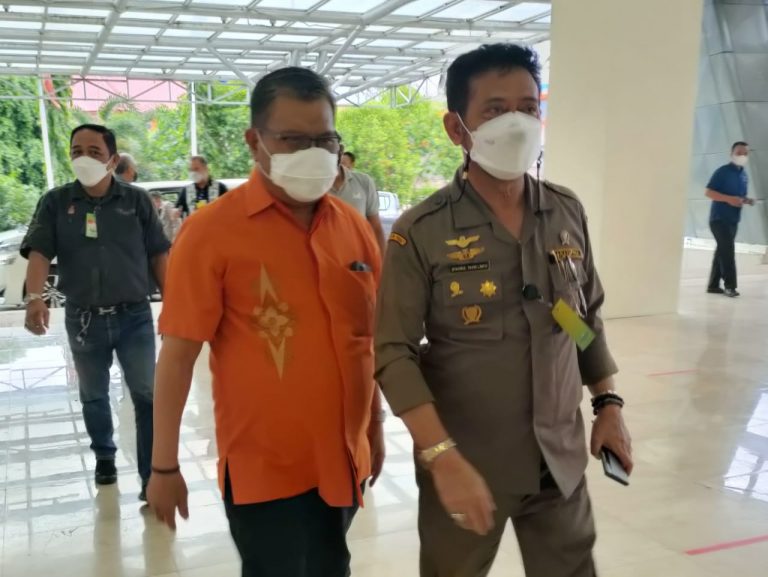 Pertemuan Dua Tokoh Dua Sahabat, Rektor UNM dan Mentan SYL