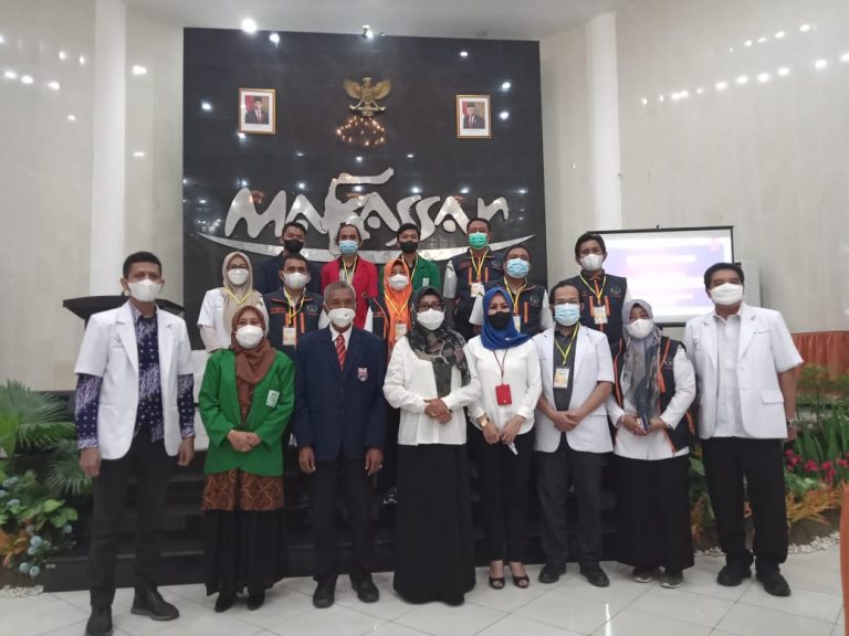 Sebelas Mahasiswa Unibos Jadi Relawan Pemeriksa Hewan Qurban