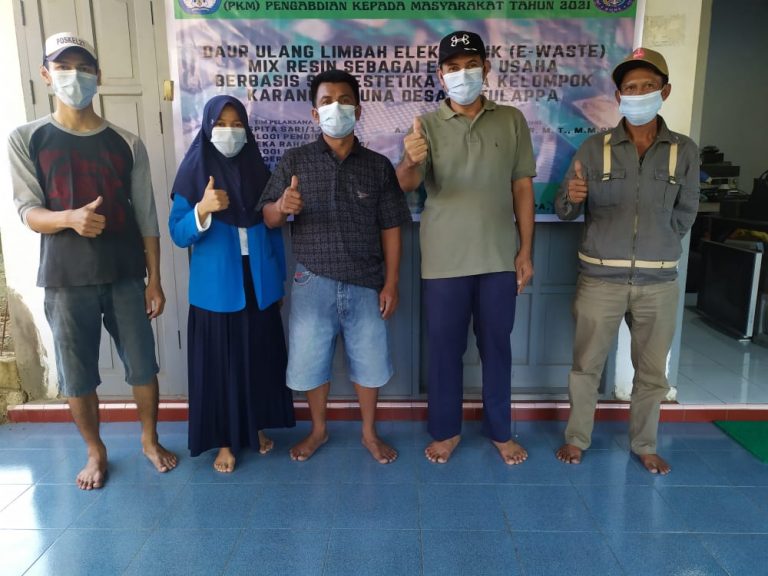 Bersama Masyarakat Mahasiswa Unim Bone Manfaatkan Limbah Elektronik Sebagai Usaha Seni Estetika