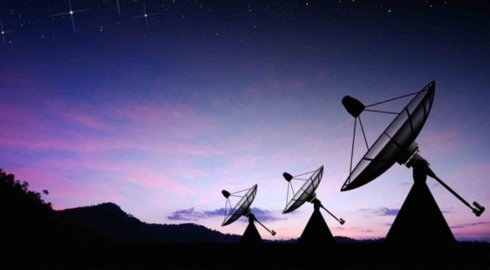 Gelombang Radio Misterius Terpancar dari Pusat Bima Sakti