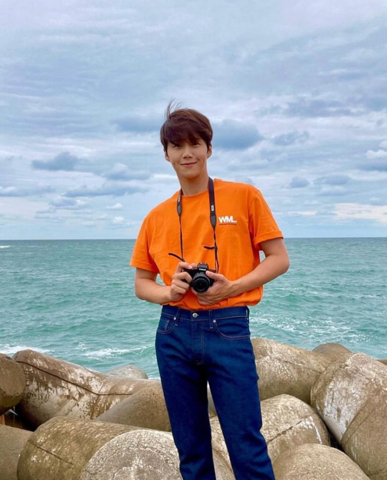 “Dispatch” mengungkapkan pesan pribadi Kim Seon Ho dan mantan pacar