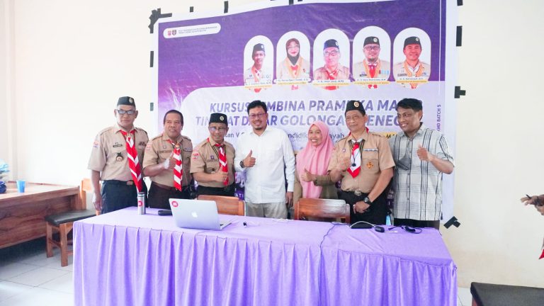 Wakil Ketua DPRD Sulsel Muzayyin Arif Tinjau Fasilitas Sekolah di Kabupaten Maros