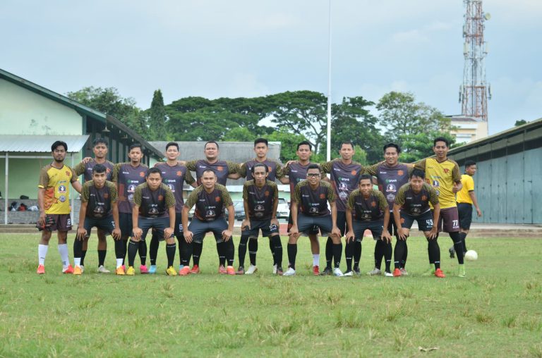 Laga Silaturahmi Antara LND FC vs Bhayangkara Wajo