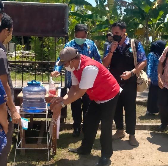 Kadisdik Pangkep Tinjau Pelaksanaan Tatap Muka Terbatas (PTMT) Di Kepulauan