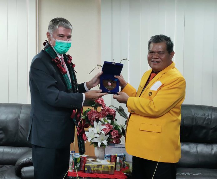 Jalin Kerjasama, UNM Terima Kunjungan Duta Besar Krosia untuk Indonesia