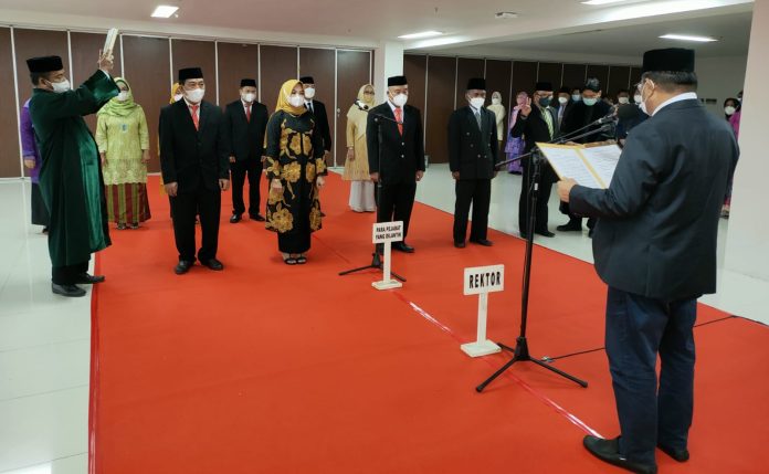 Rektor UNM Lantik Jajaran Pimpinan dalam Lingkup UNM