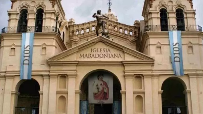 Iglesia Maradonaia