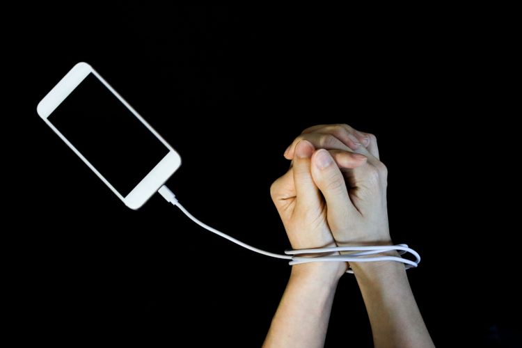 Tips Ini Agar Tidak Kecanduan Sosial Media, Jangan Sampai Lupa Waktu ya