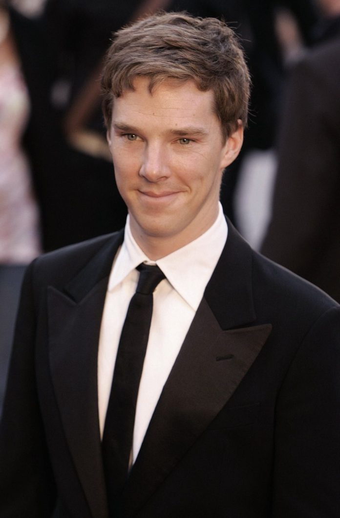 Benedict Cumberbatch Tidak Tahu, Harry Styles Join MCU