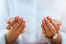 8 Hal yang harus Diperhatikan ketika Berdoa