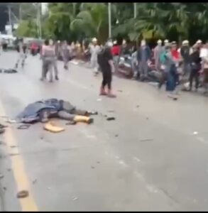 Tabrakan beruntun terjadi di Simpang Muara Rapak Balikpapan di titik lampu merah