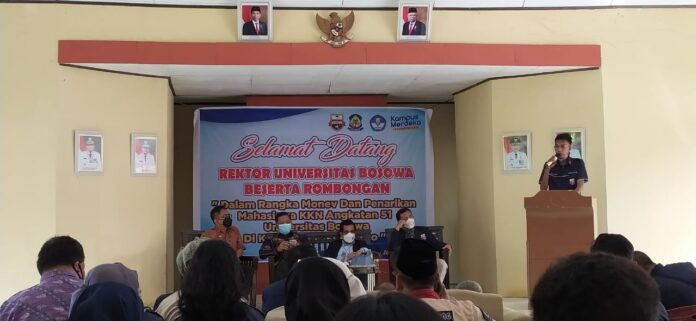 Rektor dan Seluruh Struktural Pimpinan Unibos Tarik 188 Mahasiswa KKN di Jeneponto