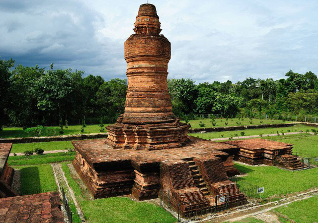 Prasasti tertua tentang sriwijaya ditemukan di…