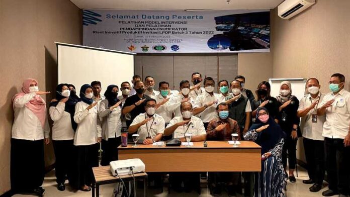 Pelatihan Model Intervensi RISPRO Invitasi Tim Unhas di Surabaya