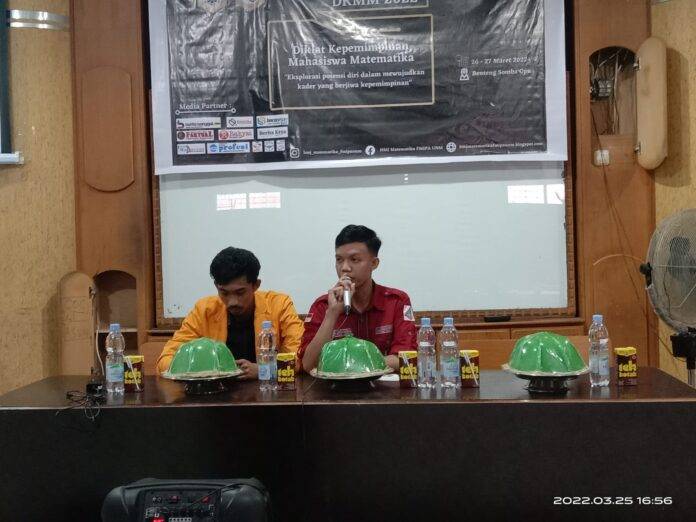 HMJ Matematika UNM Resmi Buka Kegiatan DKMM