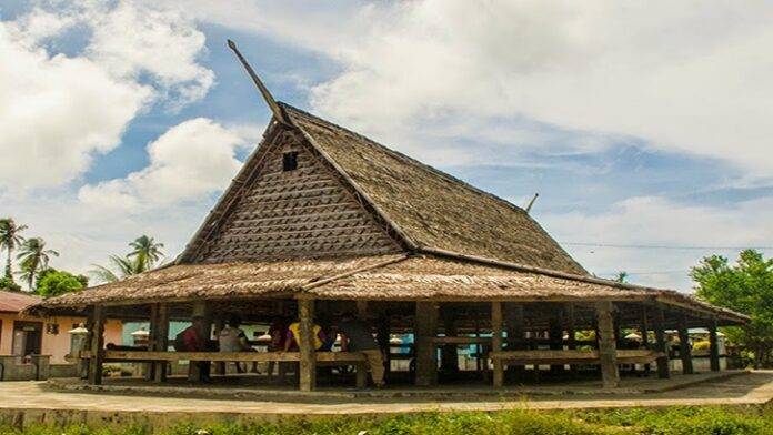 Rumah Adat Maluku : Nama, Gambar, Ciri, Penjelasan