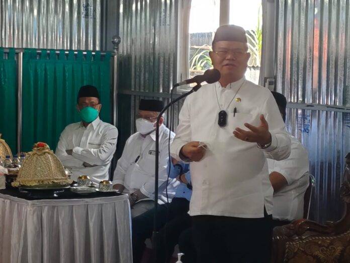 Wakafkan Tanah untuk Pembangunan Masjid di Ballaparang, Rektor UNM: Rp 407 Juta Telah Terkumpul