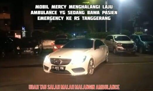 Viral, Mobil Mercy Halangi Laju Ambulance yang Bawa Pasien Bersalin