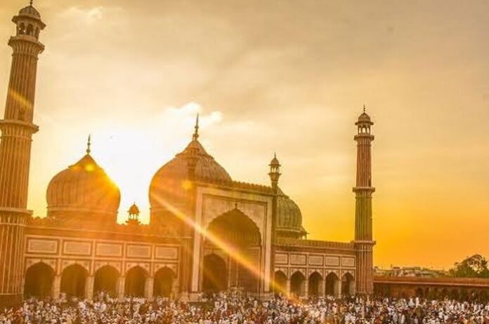 Contoh Teks Khutbah Idul Fitri 2022 Tema '3 Ciri Orang Sukses di Ramadhan'