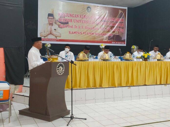 Rektor UNM Kunjungan Safari Ramadhan di Kampus VI Watanpone
