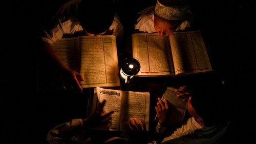 Nuzulul Qur'an, Keutamaan dan Proses Turunnya Al-Qur'an