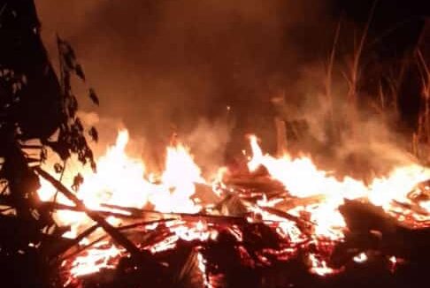 Sebuah Rumah Ludes Terbakar di Kabupaten Gowa saat Penghuni Tertidur