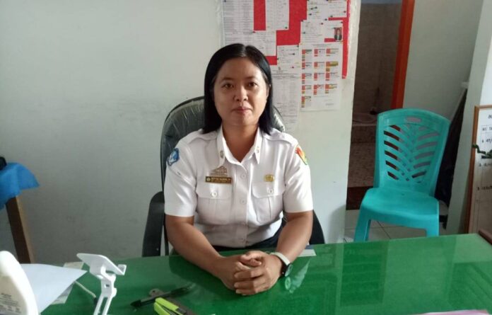 Kepala Sekolah SMPN 2 Kesu', Desty Pali Saludung, S.Pd M.Pd