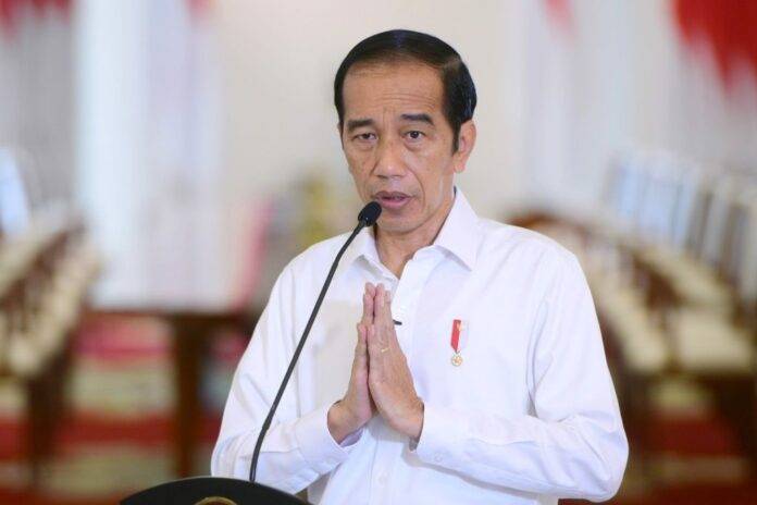 Jokowi Telpon Langsung Ridwan Kamil yang Masih dalam Keadaan Berduka